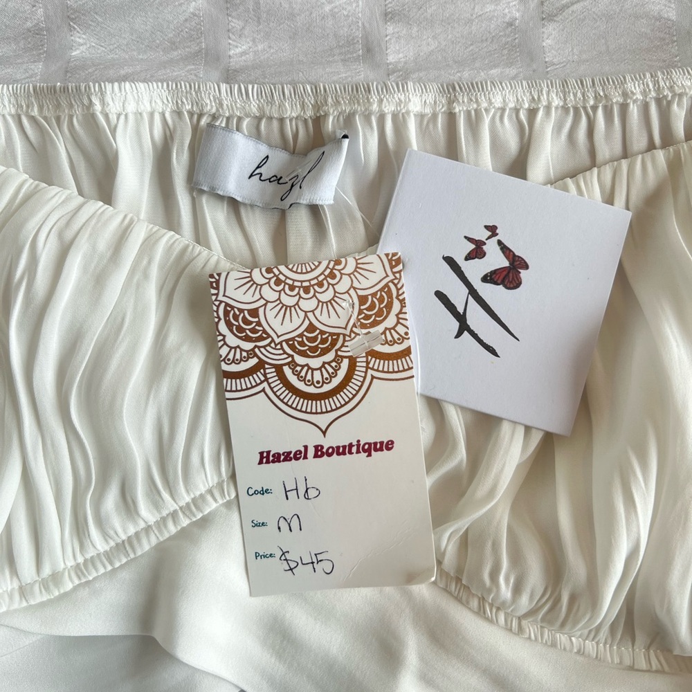 Hazel Boutique Over the Shoulder Crop Top - Picture 7 of 10